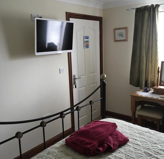 Bed and Breakfast Tregatherall Lodge 4