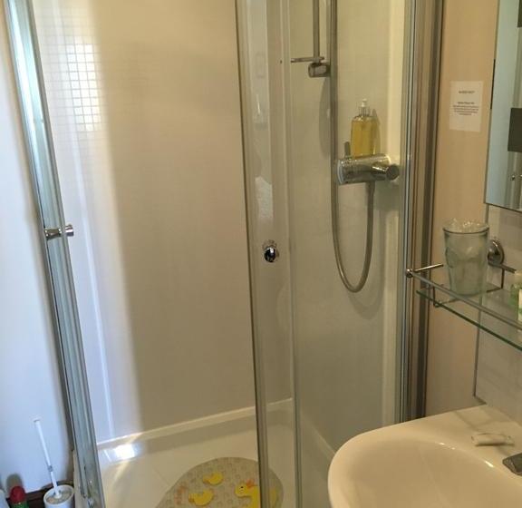 Bed and Breakfast Tregatherall Lodge 5