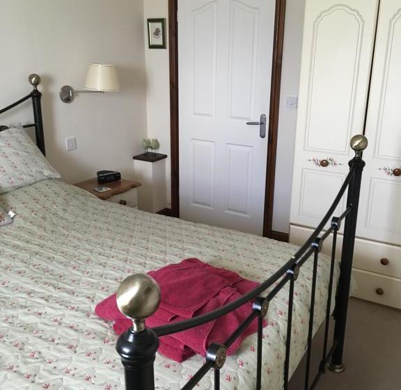 Bed and Breakfast Tregatherall Lodge 6