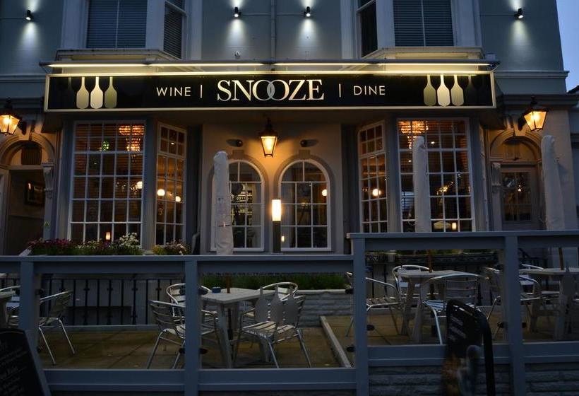 Bed and Breakfast Snooze 2