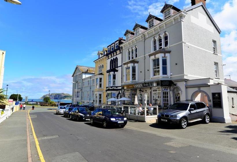 Bed and Breakfast Snooze 4