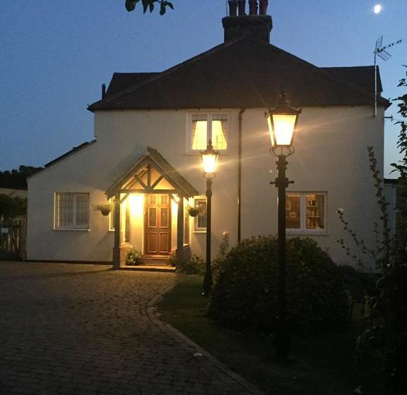 Bed and Breakfast Orange Hill Cottage