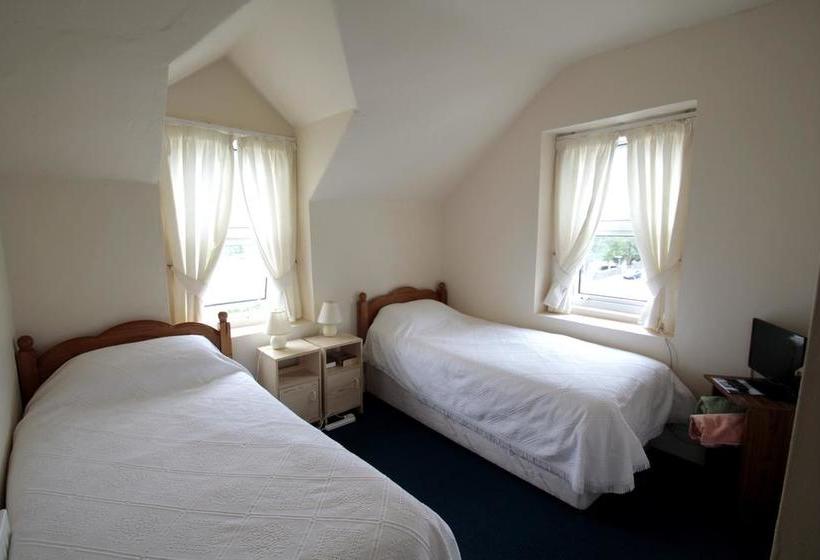 Bed and Breakfast Ammiroy House 4