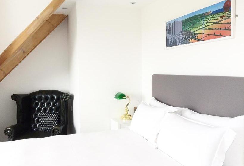 Bed and Breakfast The Blue Door