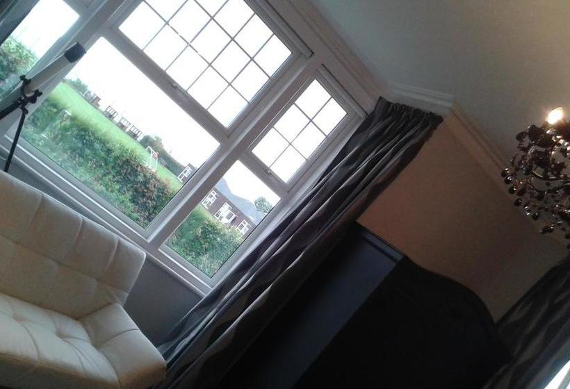 South Beach B & B 13