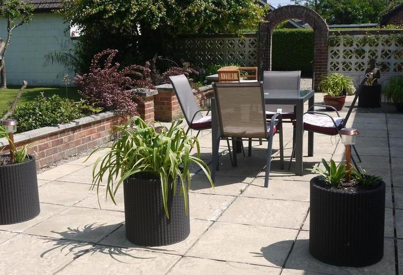 The White House B&b 12