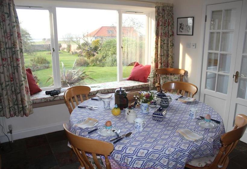 Bed and Breakfast Seafield 2