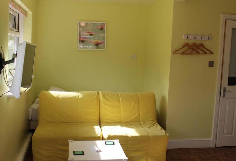 Bed & Breakfast Hillview 13