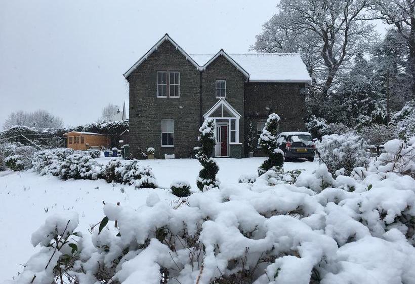 Bed and Breakfast Beechings Folly