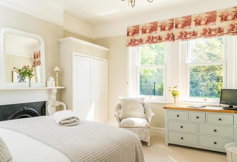 Bed and Breakfast The Firs