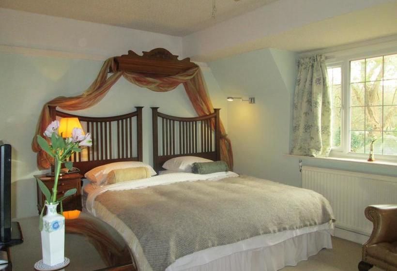 Crossways House Bed And Breakfast 13