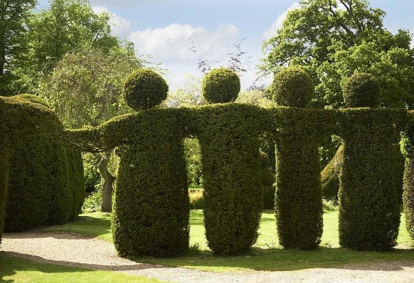 Hotel The Oaksmere 9