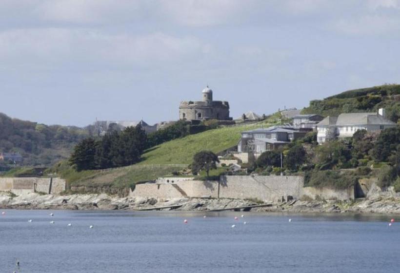 Hotel Ship And Castle 10