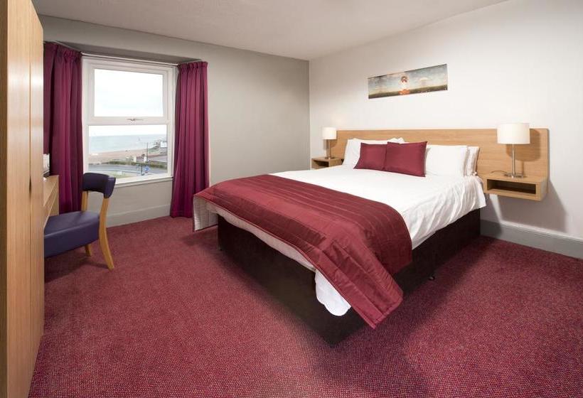 Hotel Ship And Castle 18