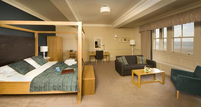 Hotel Ship And Castle 9