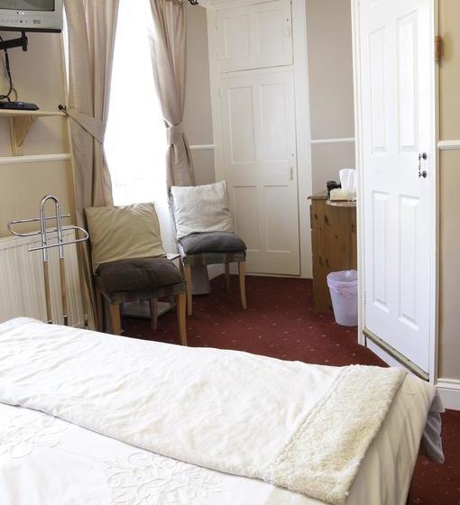 Bed and Breakfast Molyneux Guesthouse 6