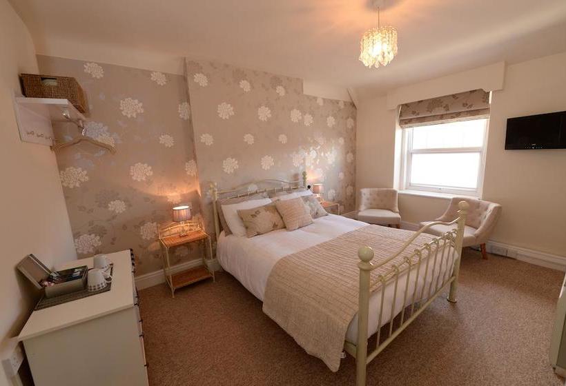 Bed and Breakfast Arvon House