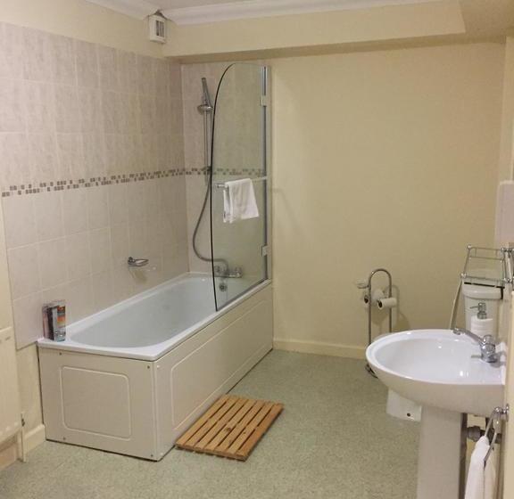 Bed and Breakfast Montrose Guest House 12