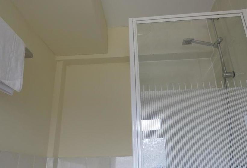 Bed and Breakfast Montrose Guest House 5