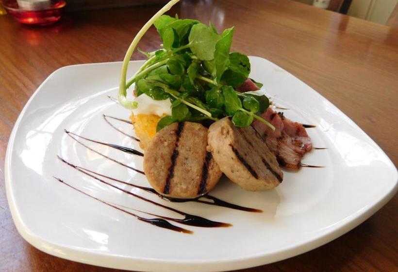 Bed & Breakfast The Edgcumbe Arms 6