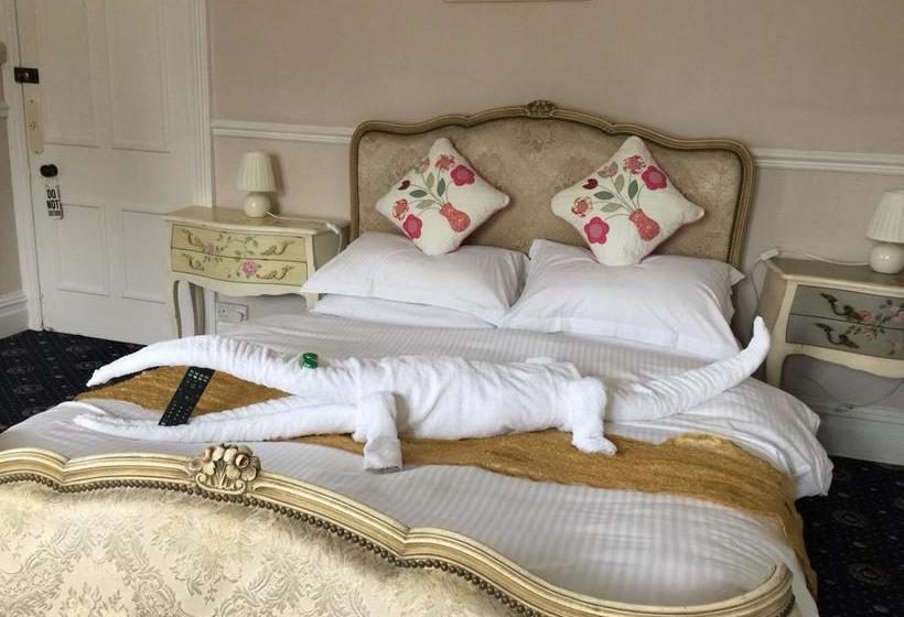 Bed & Breakfast Estoril 14