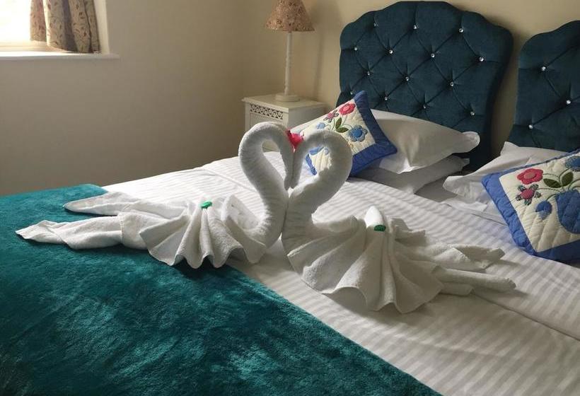 Bed & Breakfast Estoril 16