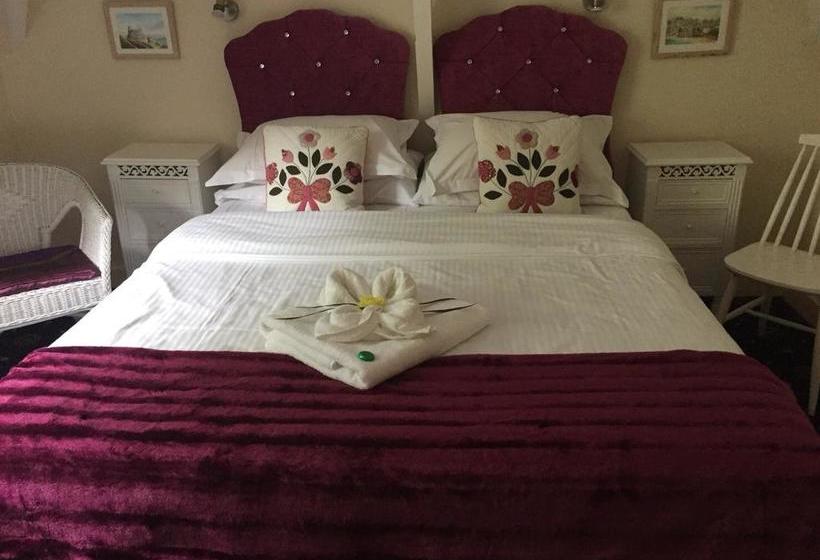 Bed & Breakfast Estoril 17