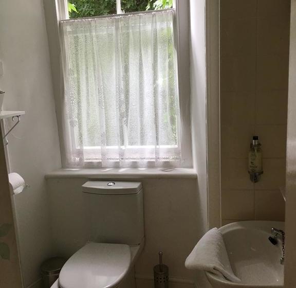 Bed & Breakfast Estoril 2