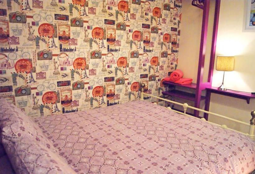 Portrush Holiday Hostel 11