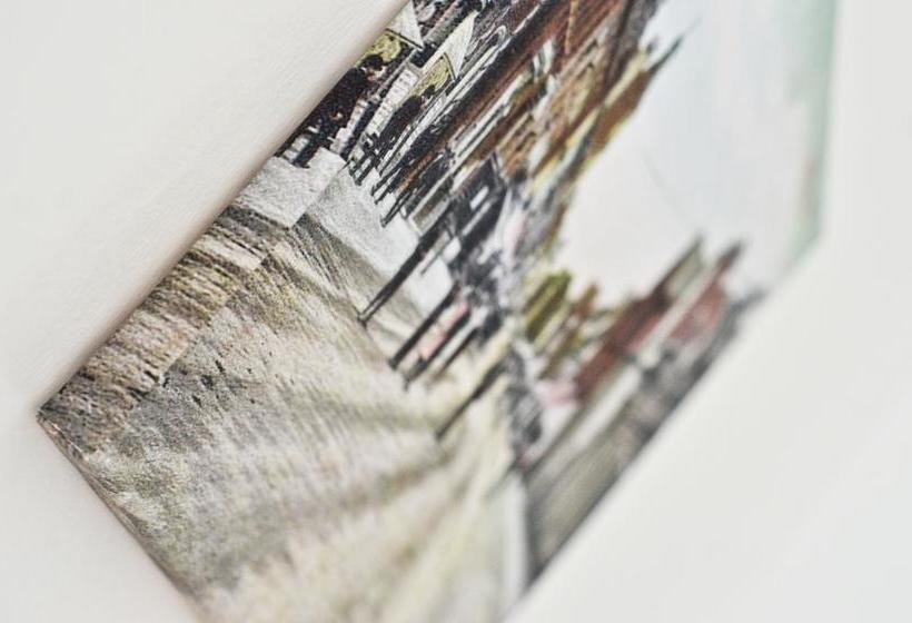 Bed and Breakfast The Crown Rooms Newmarket 13