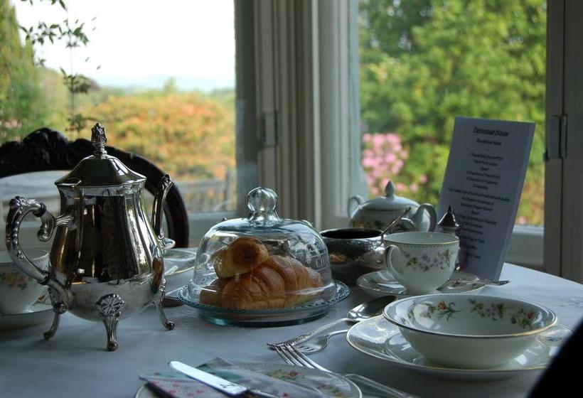 Bed and Breakfast Parsonage House