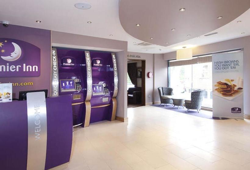 Hotel Premier Inn Camberley 2