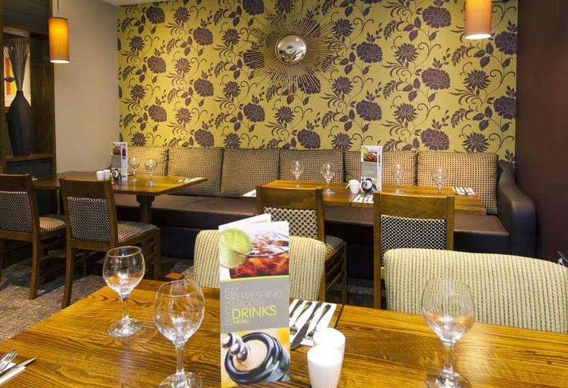 Hotel Premier Inn Camberley 3