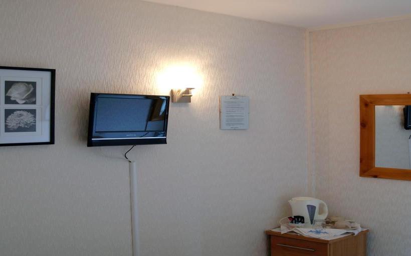 Bed and Breakfast Cloisters Guest House