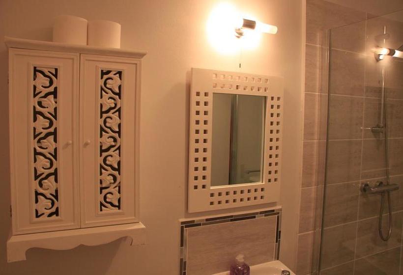 Bed & Breakfast Mandalay 10