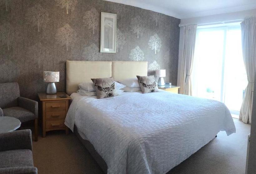 Bed and Breakfast Springwood 2