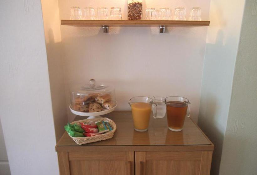 Bed and Breakfast Tregarthen 11