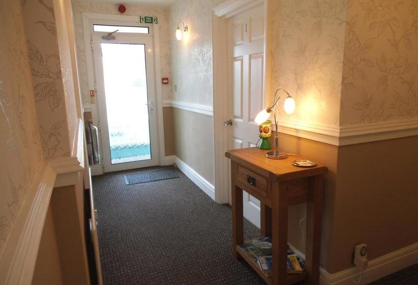 Bed and Breakfast Tregarthen 12