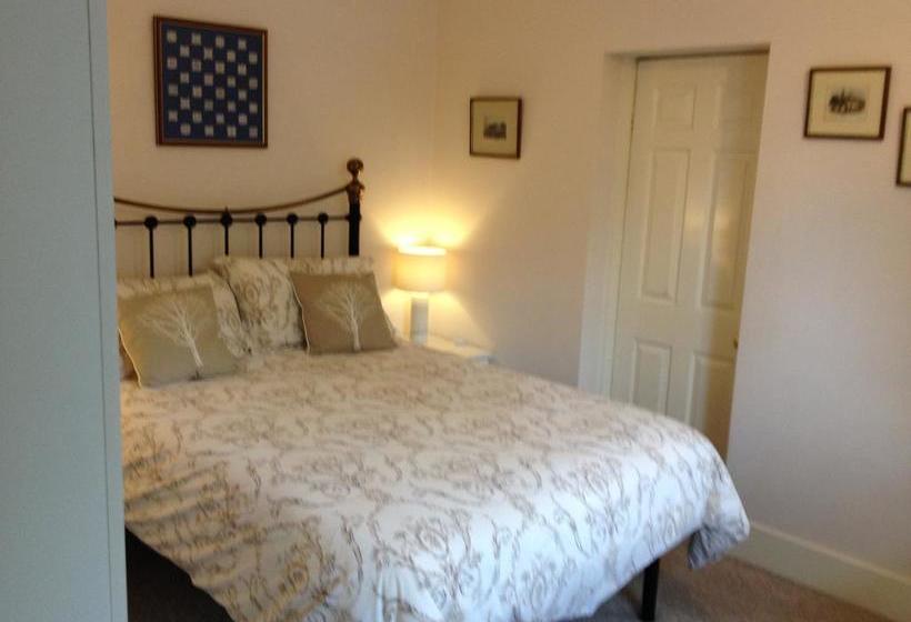 Clayhill House Bed & Breakfast 15