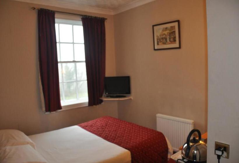 Hotel The Roundabout 12