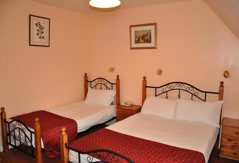 Hotel The Roundabout 17