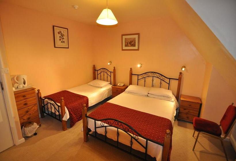 Hotel The Roundabout 20