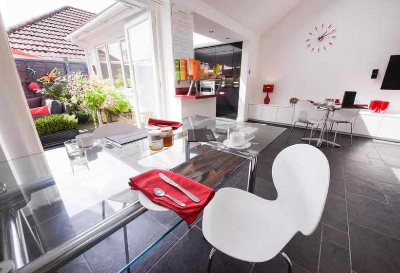 The White House Bed And Breakfast 7