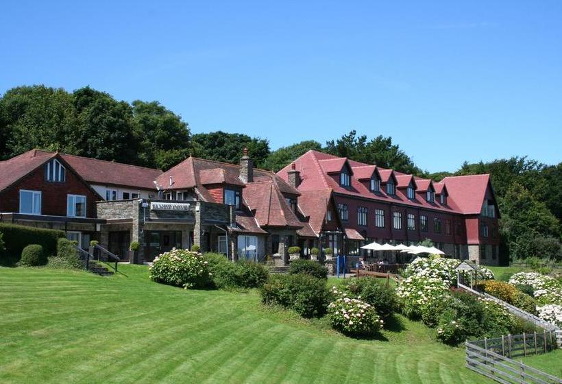 Hotel Sandy Cove