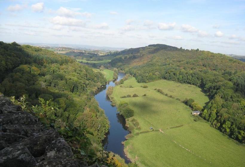 Norton House Bed & Breakfast & Cottages 11