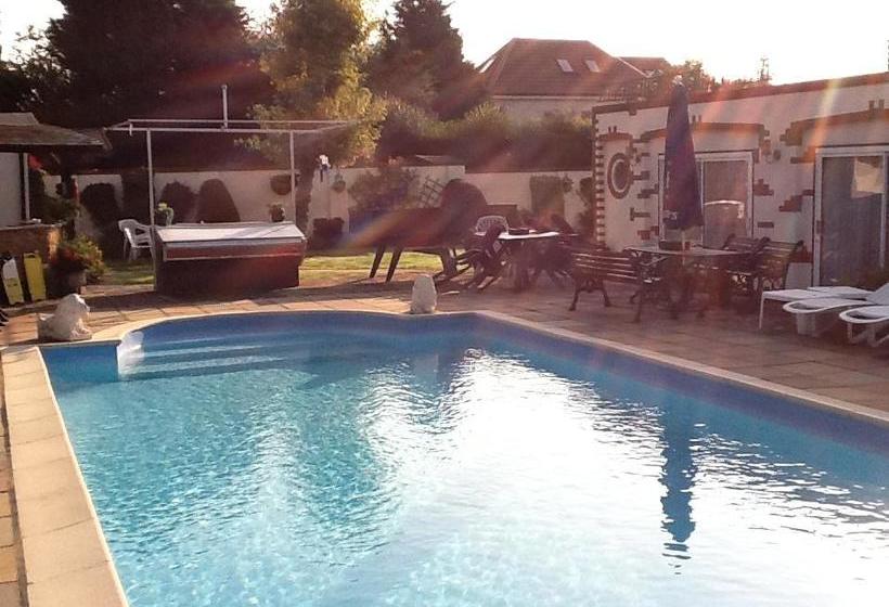 Waterside Bed And Breakfast 11