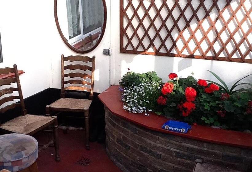 Waterside Bed And Breakfast 17