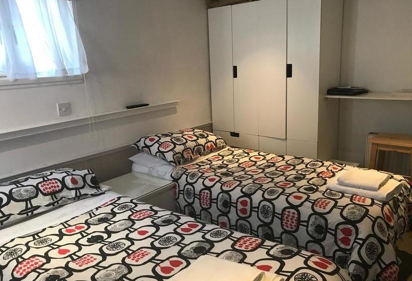 Waterside Bed And Breakfast 4