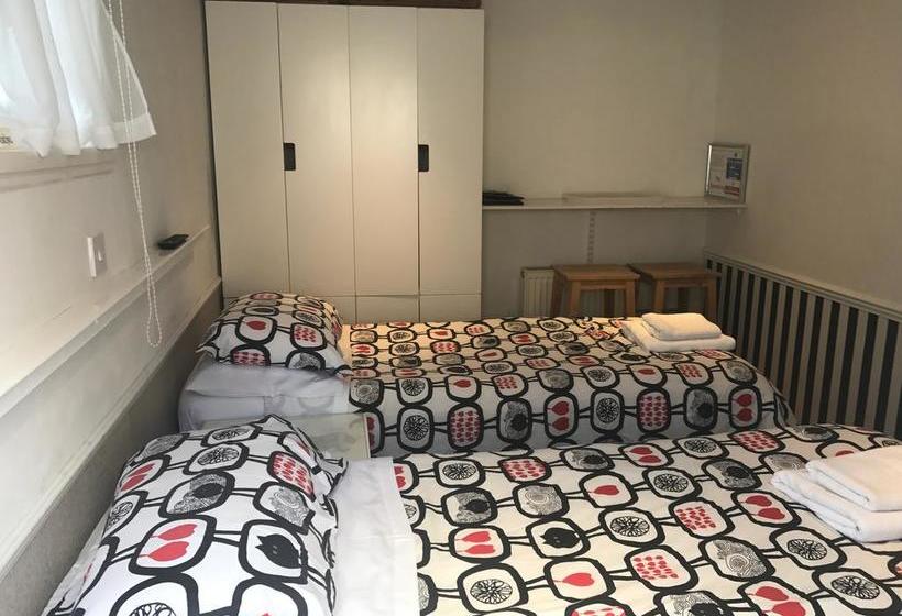 Waterside Bed And Breakfast 5