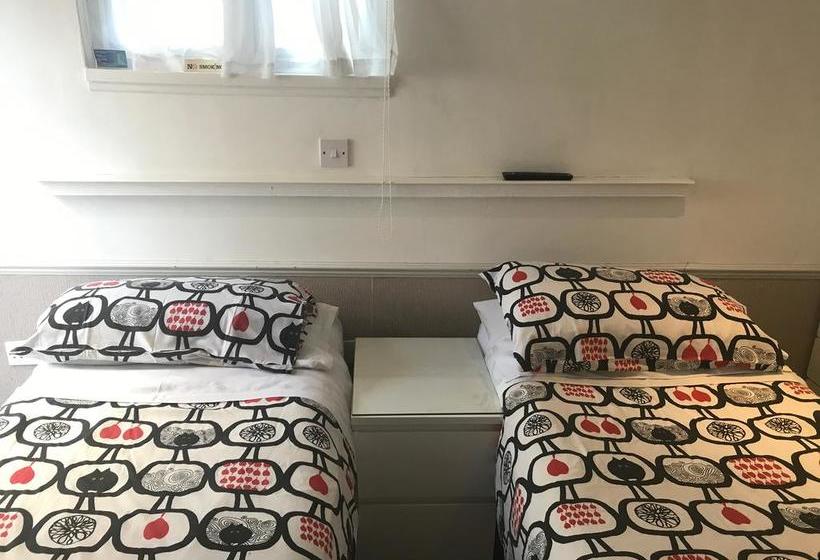 Waterside Bed And Breakfast 6